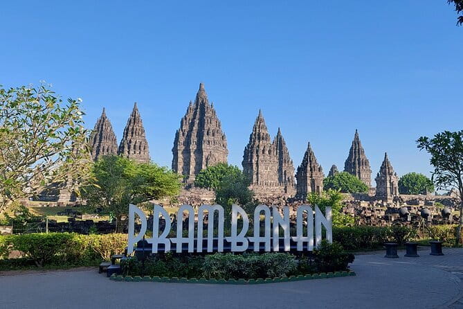 Borobudur and Prambanan Temple Private Tour from Yogyakarta - A private temple day that stays comfortable