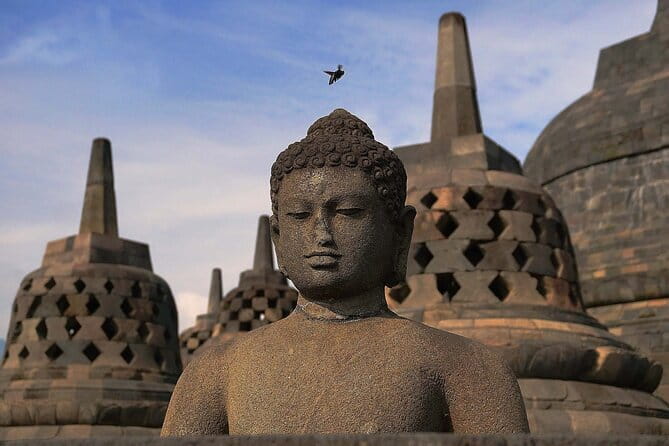 Borobudur and Prambanan Temple Private Tour from Yogyakarta - Mendut Temple: where you see the biggest ancient Buddha statue in Indonesia