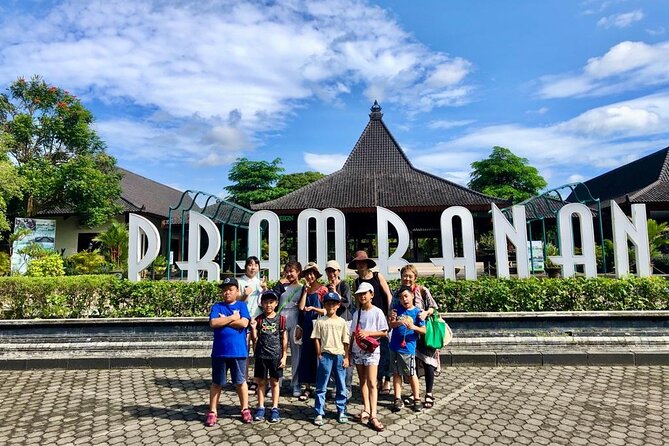 Borobudur and Prambanan Temples Shared Guided Tour With Transfer - Prambanan Temples: What to Look For in 3 Hours at Indonesia’s Largest Hindu Complex