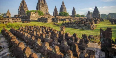 Borobudur and Prambanan Tour from Yogyakarta - Pickup in Yogyakarta and the Van Rhythm