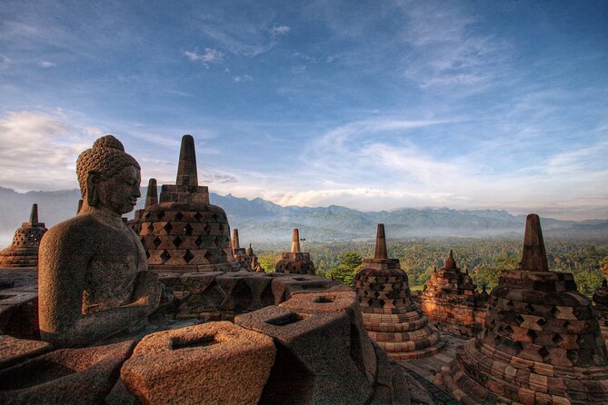 Borobudur Climb To The Top, Prambanan Temple, Yogyakarta Palace - A Full Day Triangle: Borobudur, Sultan Palace, and Prambanan Sunset
