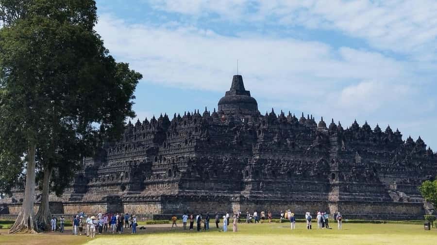 Borobudur Climb to the Top & Prambanan with Ticket Included - Key things that make this tour worth your time