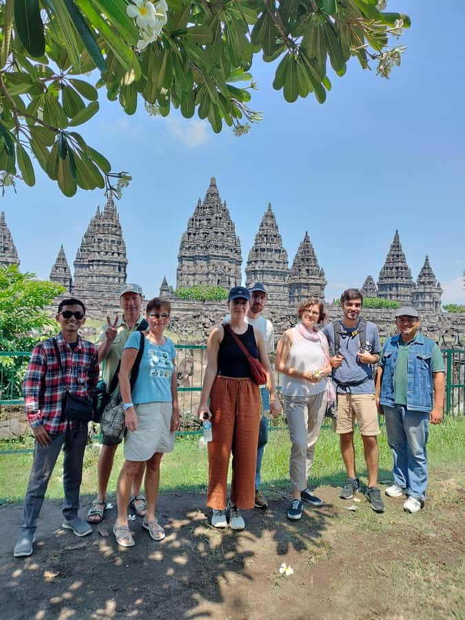 Borobudur &Prambanan Temple Tour Guaranteed Climb to the top - The big picture: two UNESCO icons in one day, with real guide time