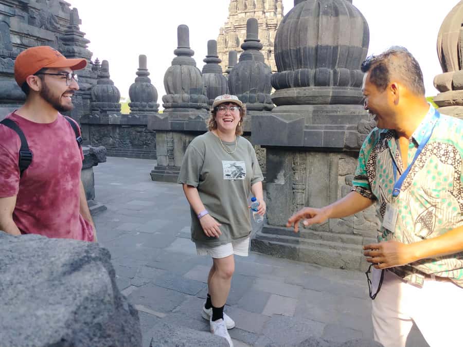 Borobudur Structure, Sunrise Stumbu & Prambanan. - Two temples, one long day, one planning tip