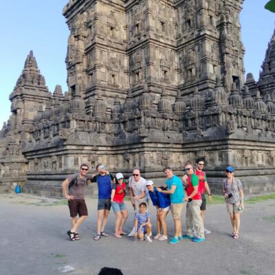 Borobudur Structure, Sunrise Stumbu & Prambanan. - Borobudur: reliefs that track the spiritual journey