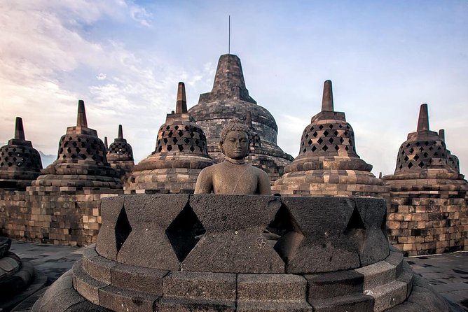 Borobudur Sunrise And Prambanan Temples Tour (PRIVATE TOUR) - Prambanan: Hindu architecture you can actually read in an hour