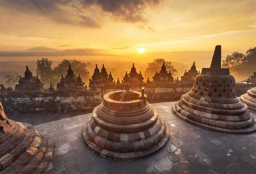 Borobudur Sunrise and Prambanan Tour from Yogyakarta - FAQ