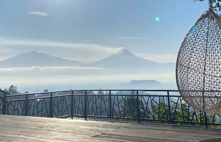 Borobudur Sunrise in stumbu hill, Borobudur, & Mendut temple - Punthuk Setumbu Sunrise: Volcano Lines, Wide Views, and a Real Morning Show