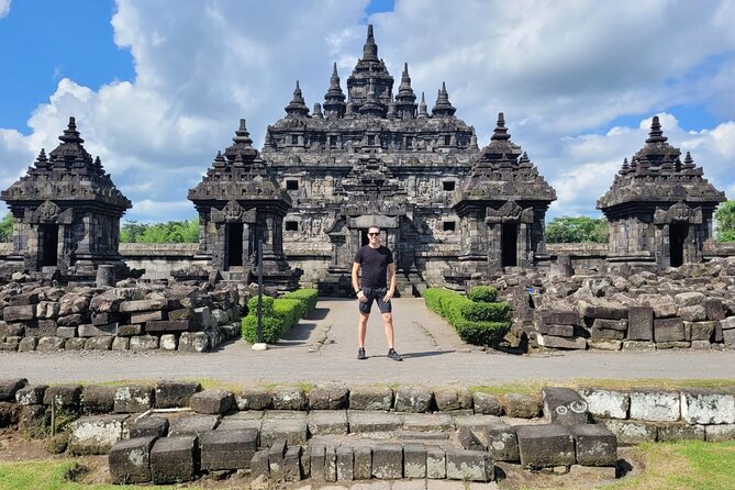 Borobudur Temple Climb To The Top & Prambanan Temple - 1 day tour - Tour timing and comfort: an 8-hour plan that actually works