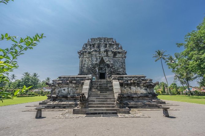 Borobudur Temple Half Day Tour from Yogyakarta - Timing Breakdown: Pickup at 8:00, Drop-Off Around 1:30