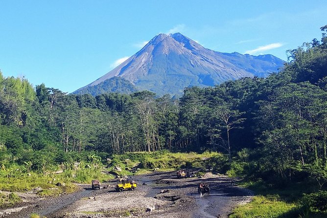 Borobudur,Prambanan and Merapi Volcano Tour . - Starting at 7:00am: pickup, timing, and why the early start helps