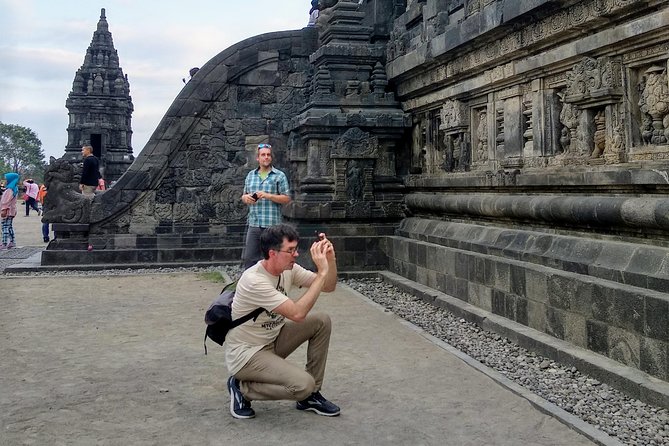 Borobudur,Prambanan and Merapi Volcano Tour . - Health, comfort, and weather: the real constraints on Merapi day