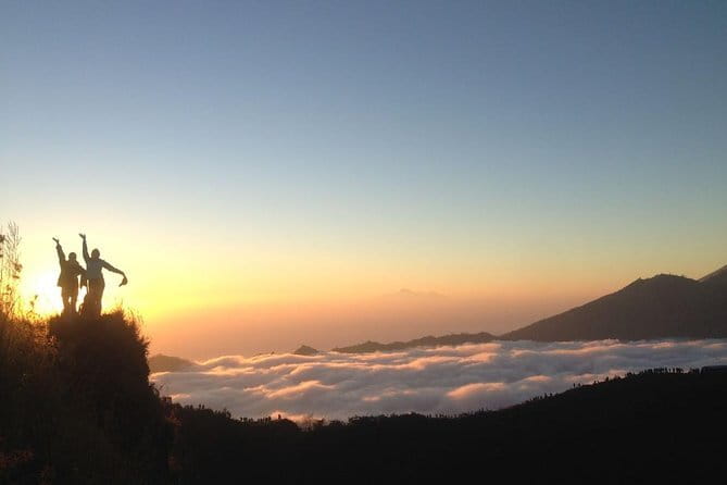 Breathtaking Batur Sunrise Trekking - Kintamani Stop: Warming Up Before the Climb