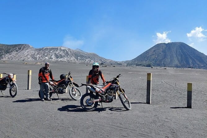 Bromo Guided Dirt Bike Adventuring Tour - Stop 3: Bromo Hillside cafe for 360° views (and a chance to refuel)