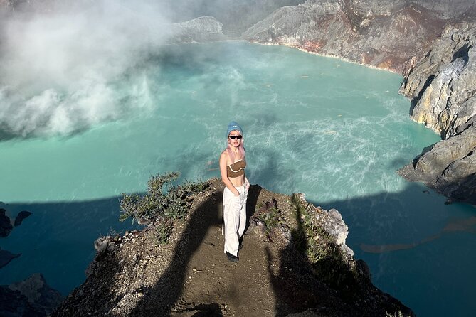 Bromo Ijen 2 Days 1 Night Inclusive Tour from Surabaya or Malang - Day 1: Midnight Departure, Ngadisari, and the Penanjakan Sunrise Chase