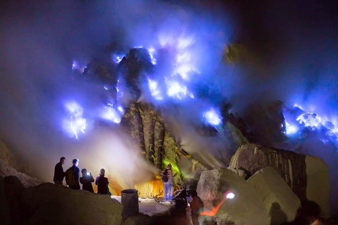 Bromo Ijen Tour Package From Surabaya Bali or Banyuwangi - Day 1: Ferry-port pickup and Jagir Waterfall with plantation time