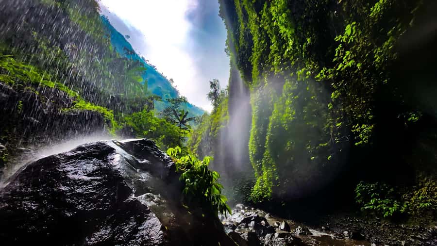 Bromo Sunrise & Madakaripura Waterfall Private 1 Day Tour - The Ride Out: Pickup, AC Car, and the 4WD Jeep Switch