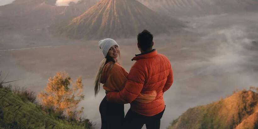 Bromo Sunrise Tour from Malang or Surabaya - The jeep ride (1 hour): the part most people remember