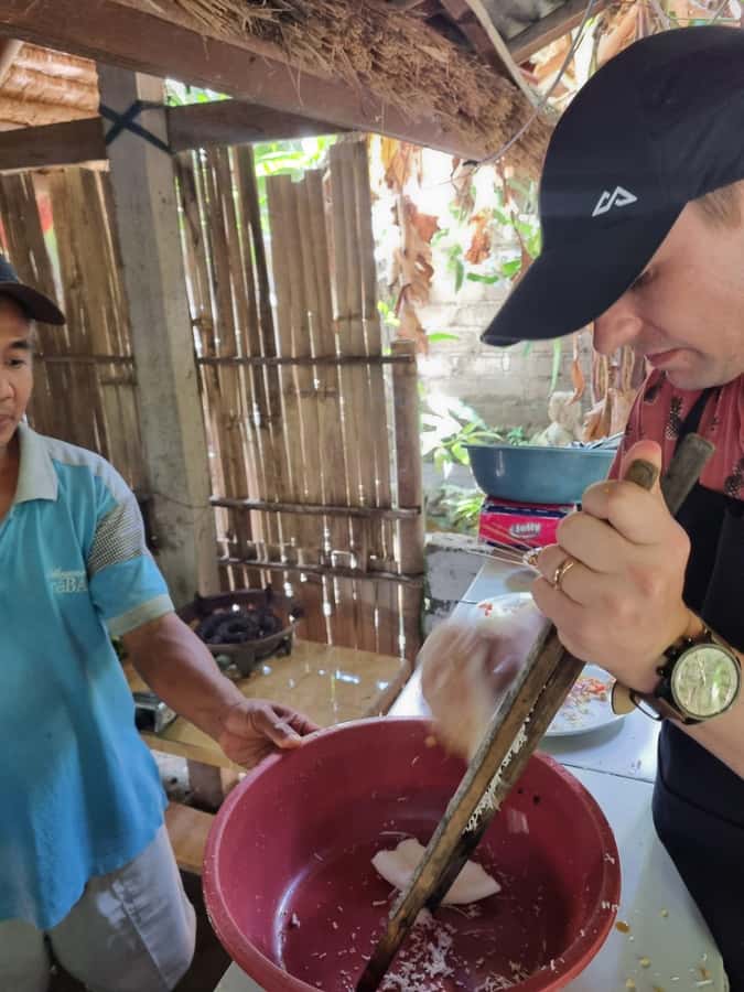 Candidasa Hidden Activities - From canang sari to temple prayer: daily Balinese routines