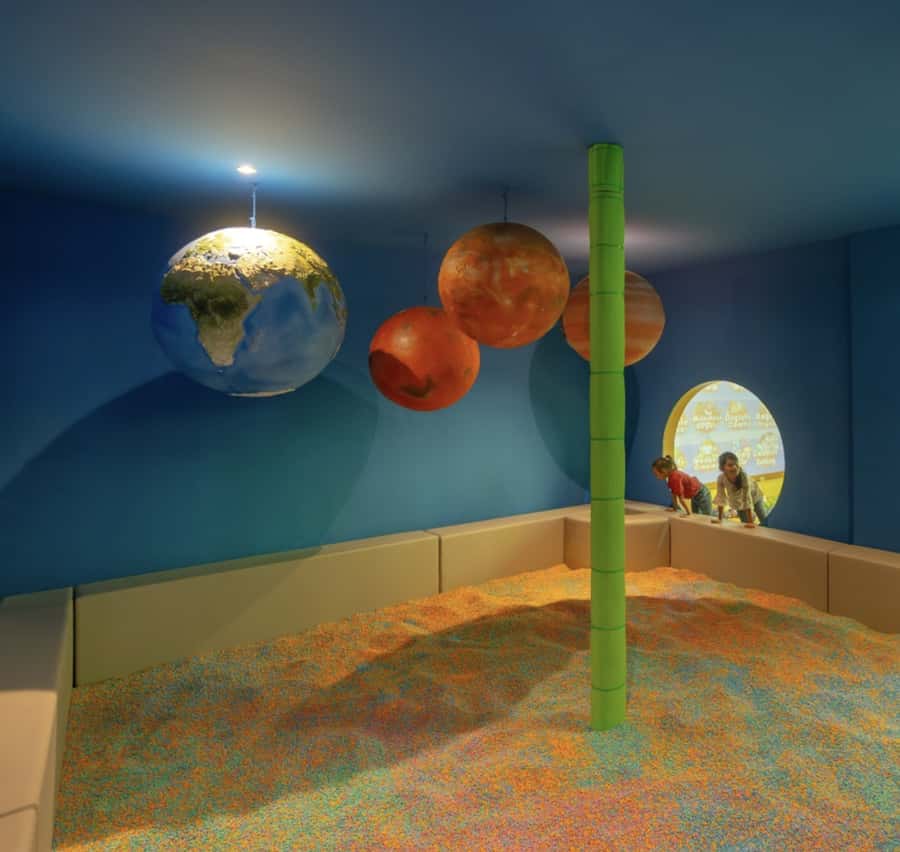 Canggu: Entry Ticket to Mai Main Indoor Playground - Weekly special activities: a free win if timing lines up