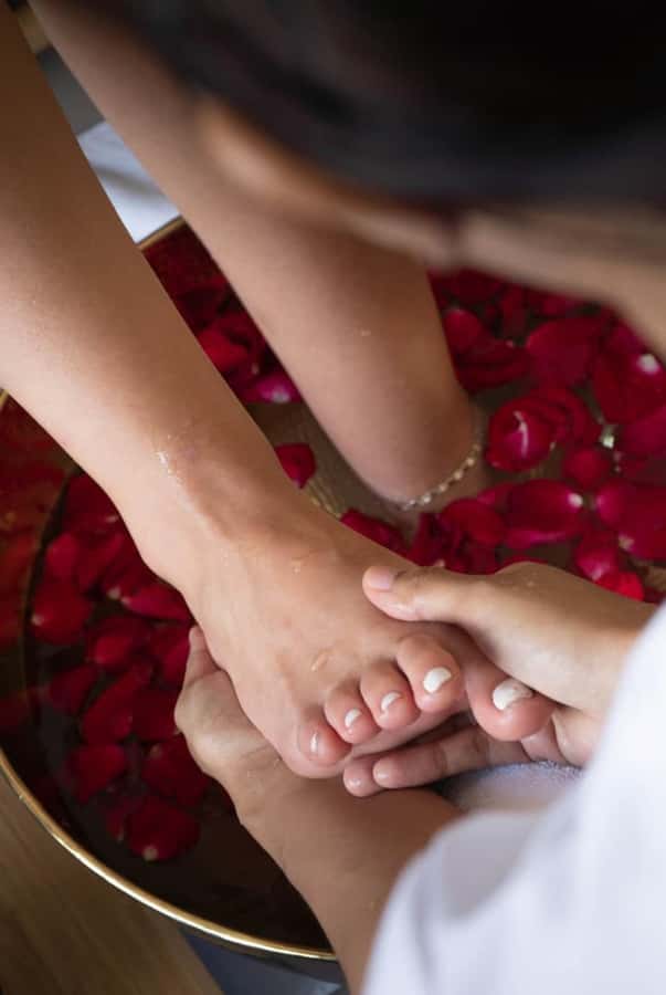 Canggu: Massage and Spa Treatments at Svaha Spa Batu Bolong - Warm Stone Massage: Heated Stones for Muscle Warming and Balance