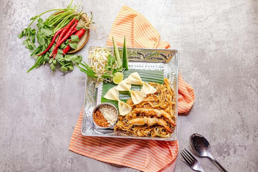 Canggu: Paed Thai Cuisine Restaurant Dining Experience - Service That Feels Personal: Mustika and Novie