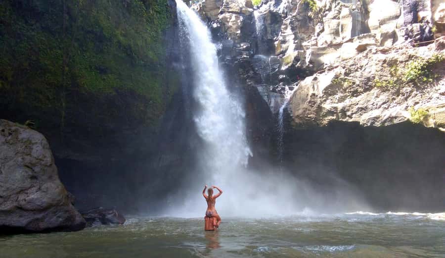 Central Bali: Ubud Village, Rice Terrace, and Kintamani Tour - Tegenungan Waterfall and River Club Chill: Start With Airy Calm