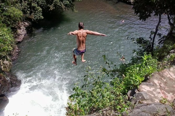 Cliff Jumping and Sliding at Aling Aling Waterfall - The real “best part” is the guide’s attention