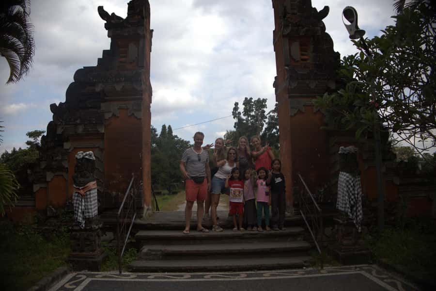 Countryside Bike Ride to Golong Village and Lingsar Temple - Ranget Natural Spring: a quick cool-down that works
