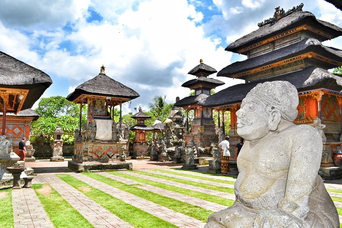 Cretya Ubud and Monkey Forest Sanctuary Tours - Cretya Ubud Restaurant and Day Club: Rice Terrace Views + 3-Hour Reset