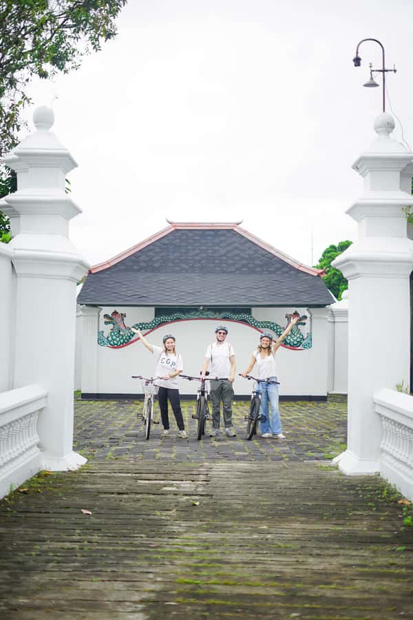 Cycling Tour: Explore The Hidden Gems of Jogja - Pace, What to Wear, and Who This Is For