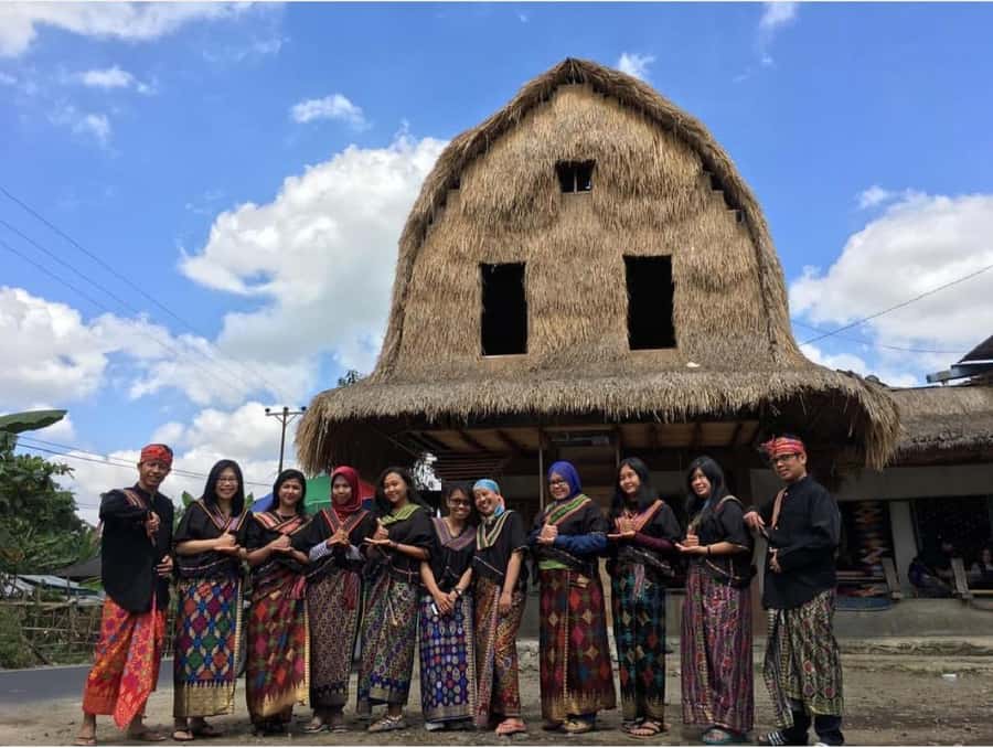 Day Tour /Hand Weaving,Tradisional Village&Beach Tour - Key things I’d circle before you book