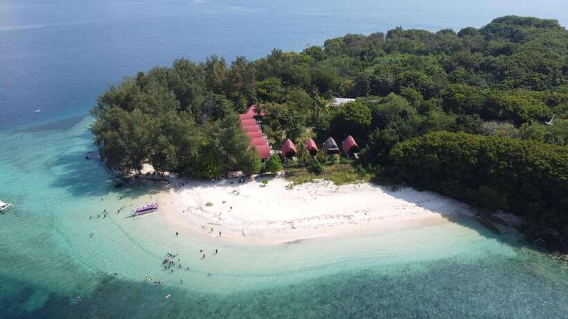Day Trip 3 Secret Gilis in West South Of Lombok - West South Lombok Secret Gilis: the appeal is the pace