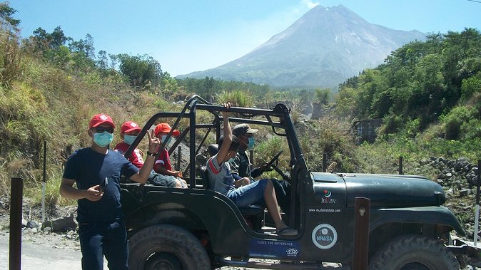 Day Trip to Merapi and Temples from Yogyakarta - Prambanan Temple complex after lunch: plan for the long finish