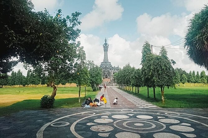 Denpasar City Tour - Hotel pickup and the traffic reality in South Bali