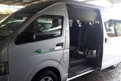 Denpasar Departure Transfer: Hotel to Airport - On the Road: Shared Ride Comfort, English Help, and Time Buffer