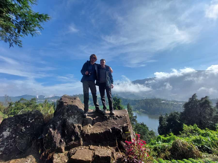 Dieng Plateau Sikunir Golden sunrise trip with guide - FAQ