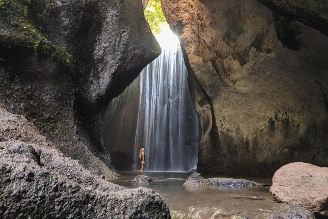 Discover the best waterfalls in Ubud and rice terraces tour - Guide quality: how names like Dewa and Ketut show up