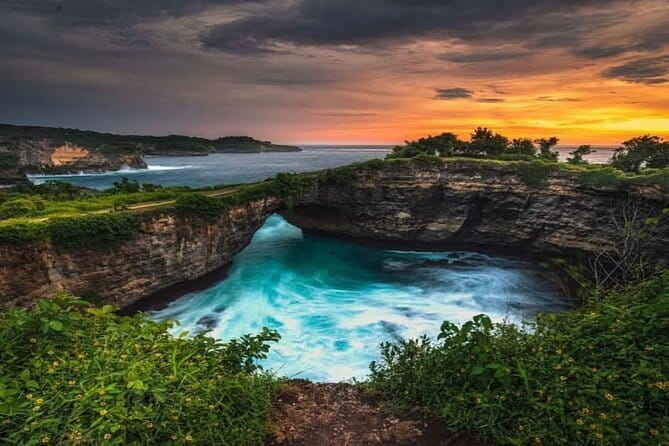 Discover the Enchanting Beauty of West Nusa Penida Private Tour - Stop 1: Angkal Bali Perkasa boat crossing (Sanur or Kusamba)