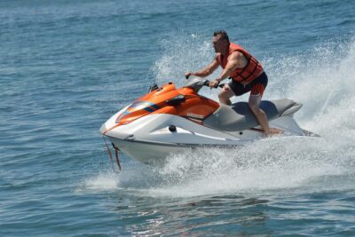 Drive Self Jet Ski Half an Hour - The short orientation that gets you moving (and what to watch for)