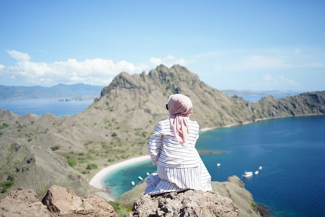Early Bird Speedboat Group Tour : Explore Komodo Ahead of Crowds - Pink Beach: Swim, Hang Back, and Let the Color Do the Work