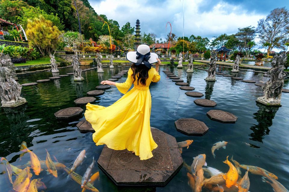 East Bali: Temples, Springs and Beaches - Stop 5: Lempuyang Temple and the iconic Gateway to Heaven view
