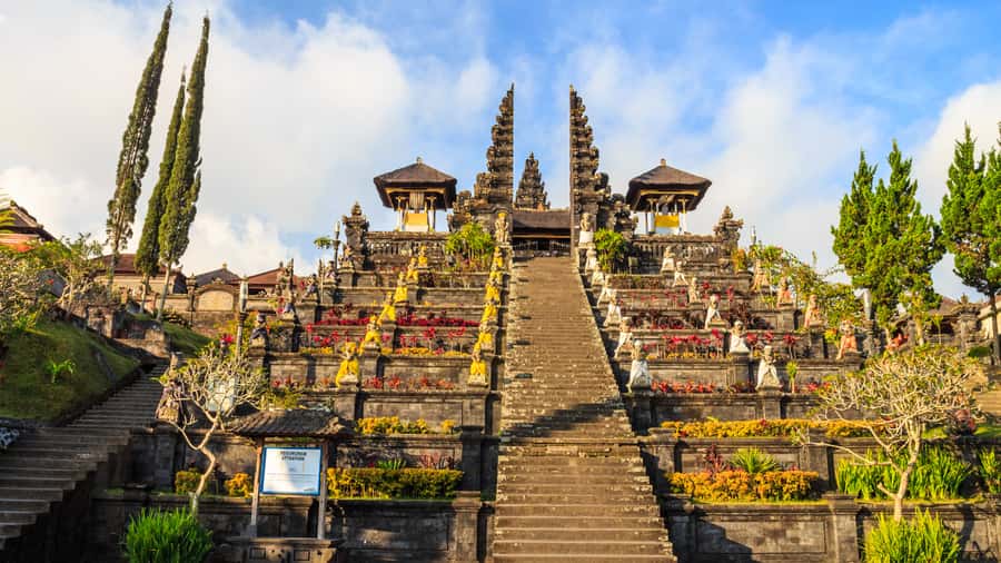 East Bali Tour All In: Lempuyang, Tirta Gangga, Besakih - East Bali in One Long Day: What 10 Hours Really Feels Like