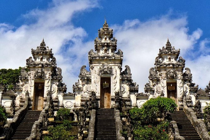 East Bali Tour: Gate of Heaven, Water Palace, Sleeping Gajah - Lempuyang Temple’s Gate of Heaven: the photo moment and temple etiquette