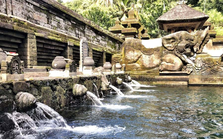 EAST BALI TRIP : BESAKIH TEMPLE/LAKE BATUR/TIRTA EMPUL - Who this East Bali loop suits best