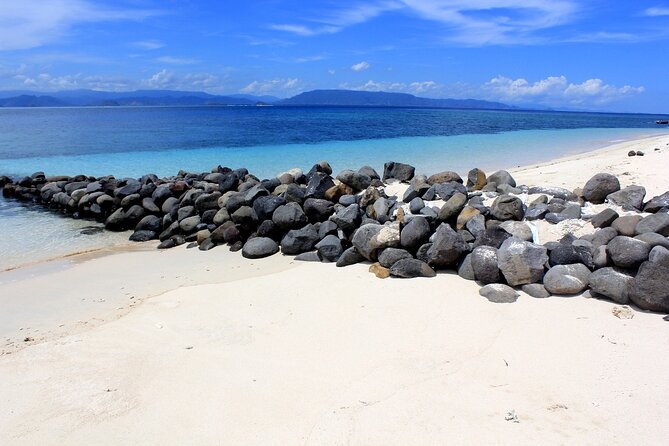East Lombok Secred Gilis (Gili Kondo, Gili Bidara, Gili Petagan, Gili kapal) - The 7:00 am start and a 10-hour plan that keeps moving