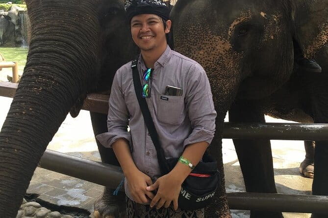 English and Japanese Speaking Local Bali Driver - A realistic Ubud day: temples, waterfalls, and the Kecak moment