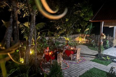 Evening Cooking Class with Romantic Dinner in Ubud - The Balinese House and Garden Stop: What You Learn Before You Cook