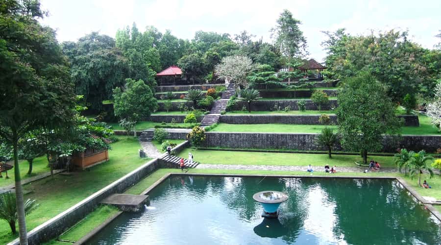 Exclusive Lombok City Tour Experience: Culture & Heritage - Getting picked up in Mataram, Senggigi, Kuta, and Bangsal