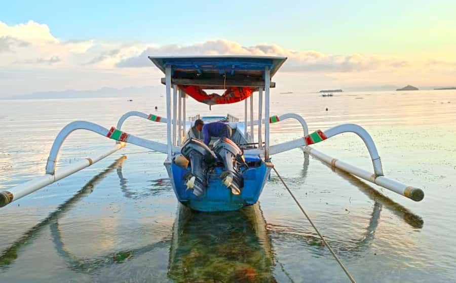 Exclusive Lombok Fishing & Snorkeling Tour Across 4 Gilis - Morning fishing around Gili Gede: the hands-on part